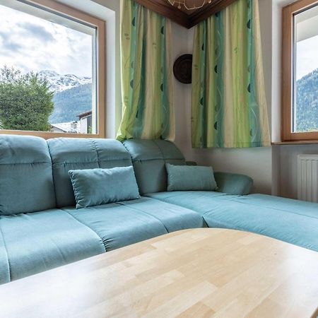 Haus Weinberg Apartment Петной ам Арлберг Екстериор снимка