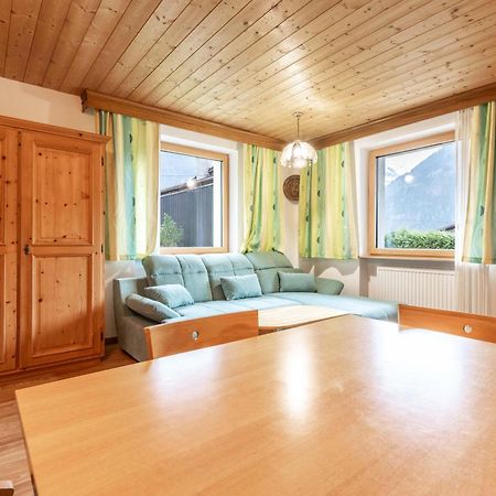 Haus Weinberg Apartment Петной ам Арлберг Екстериор снимка