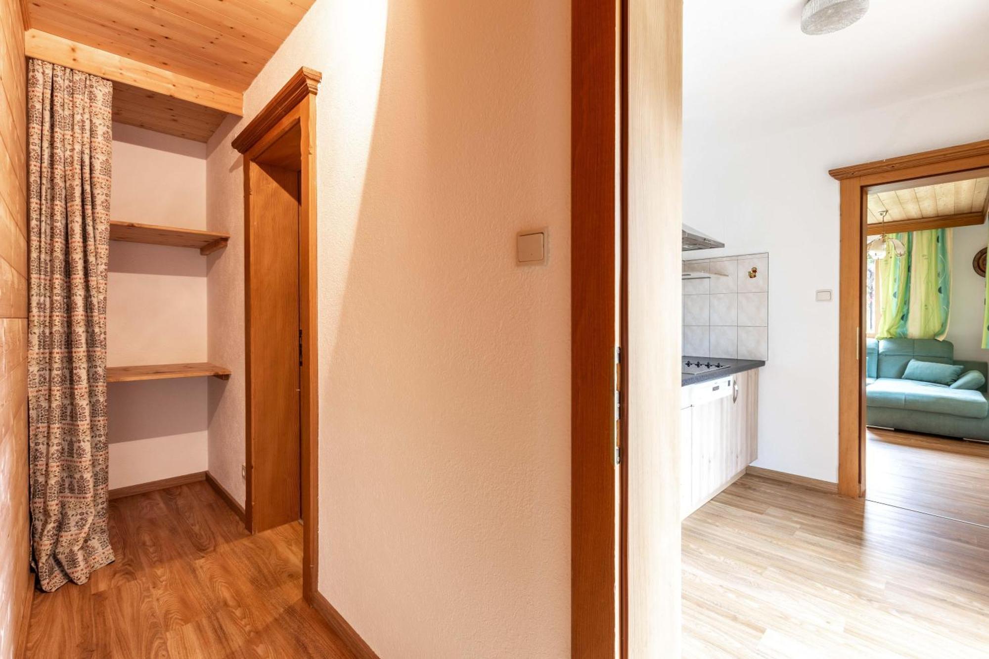 Haus Weinberg Apartment Петной ам Арлберг Екстериор снимка