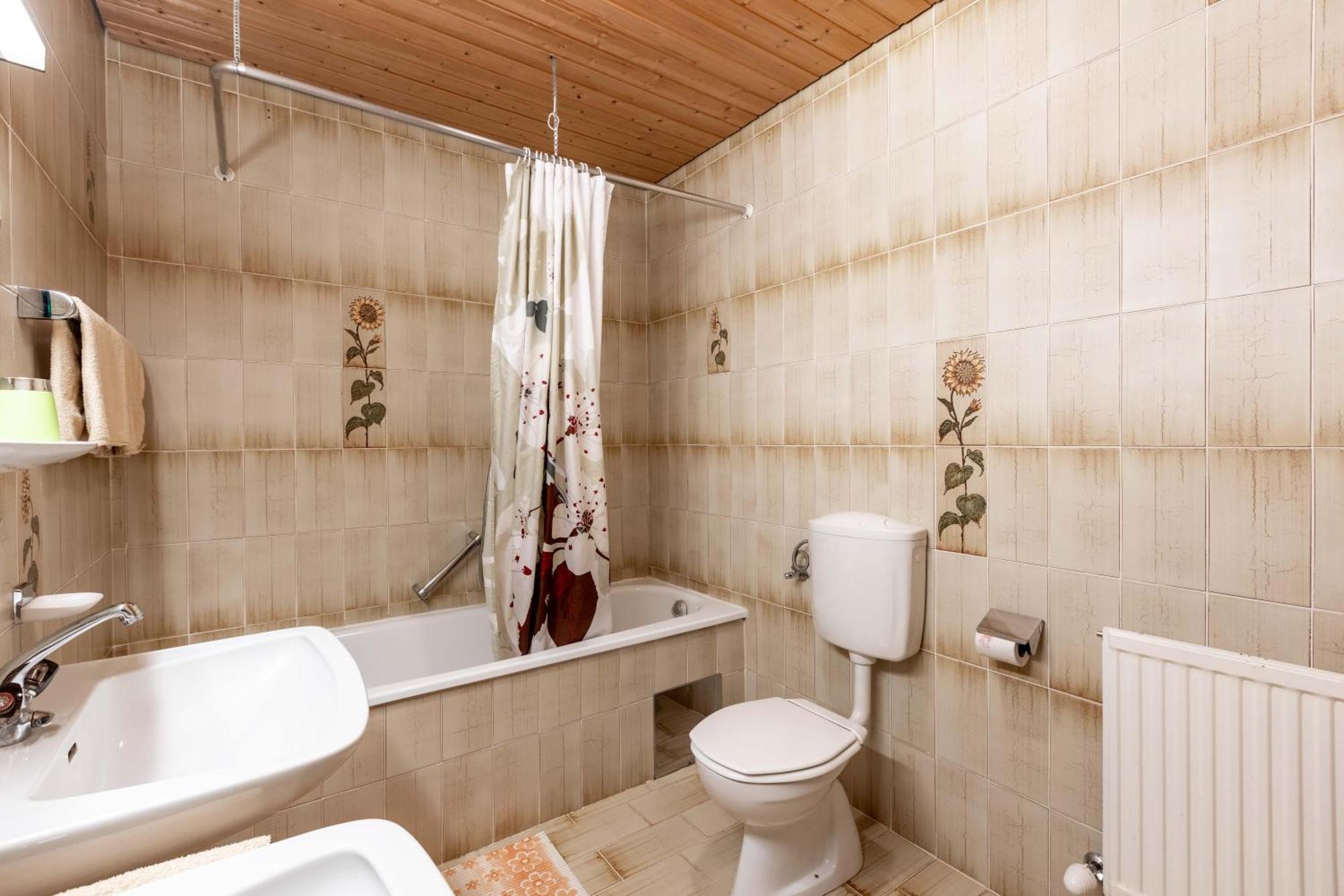 Haus Weinberg Apartment Петной ам Арлберг Екстериор снимка