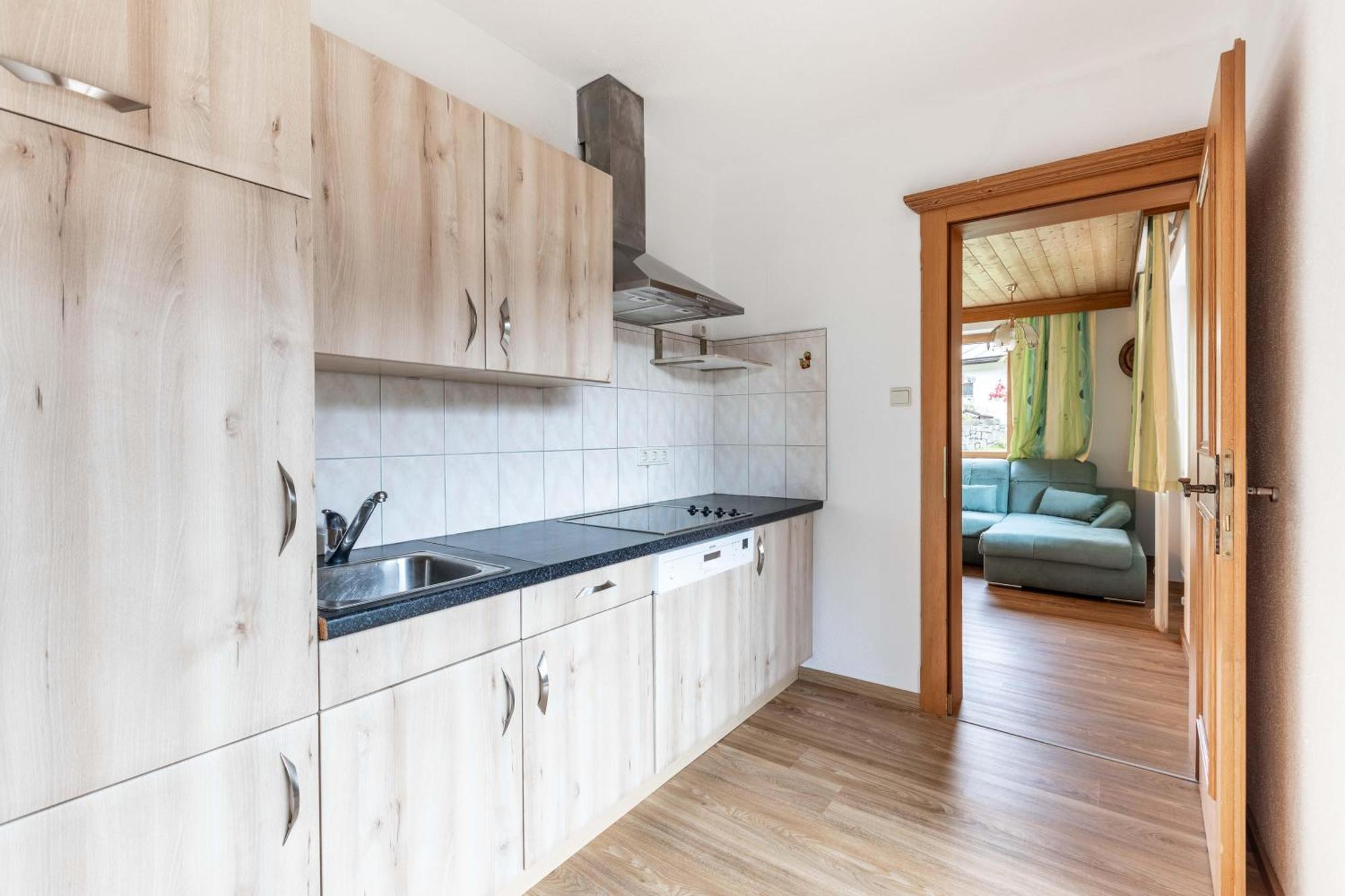 Haus Weinberg Apartment Петной ам Арлберг Екстериор снимка