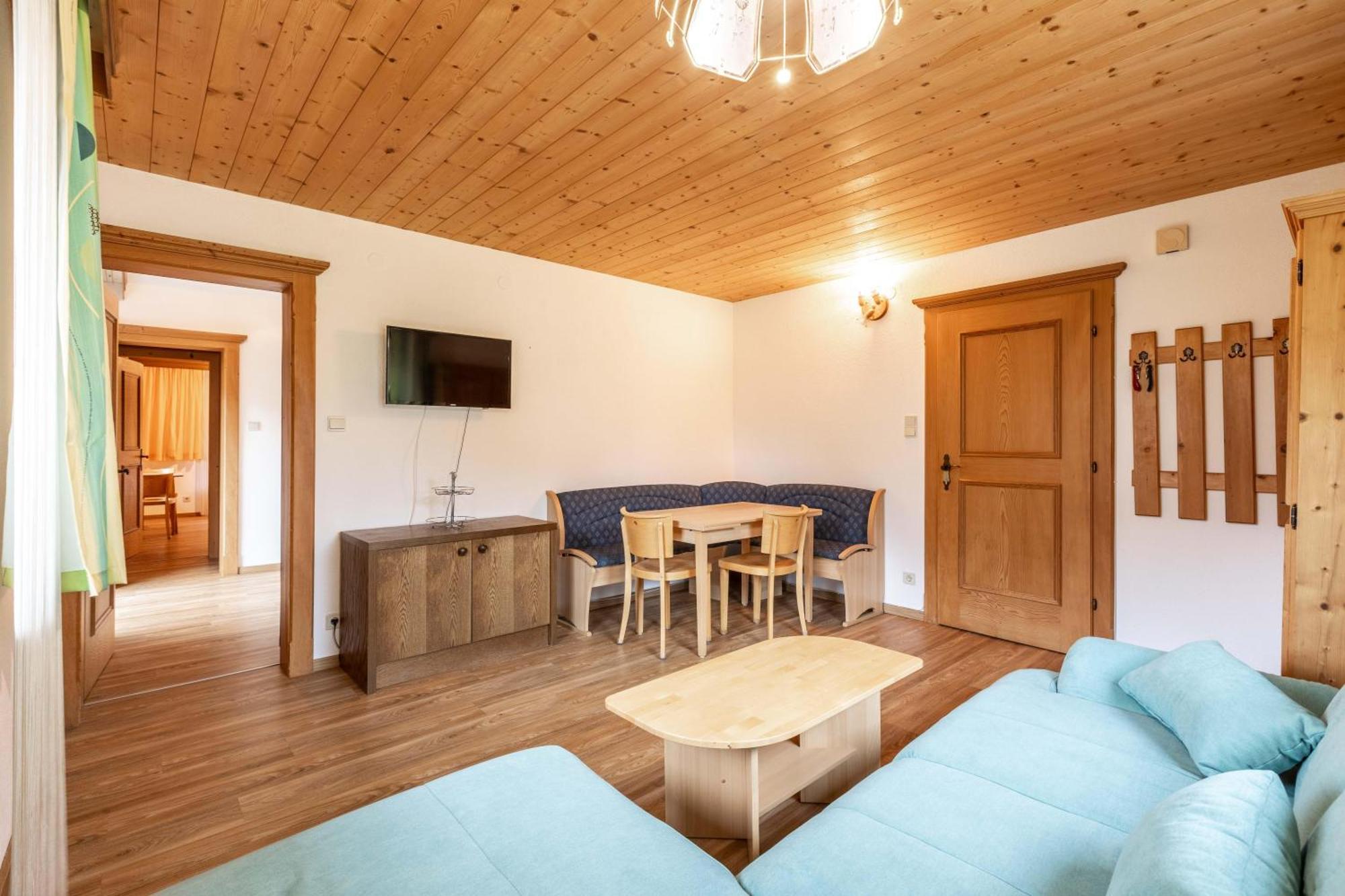 Haus Weinberg Apartment Петной ам Арлберг Екстериор снимка